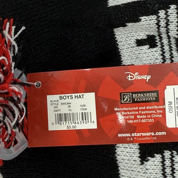 Star Wars Pom Pom Beanie Stocking Hat Skywalker R2D2 Chewbacca C3PO Boys OS - Picture 4 of 5